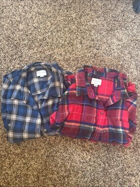 American Eagle Outfitters Red and Blue Plaid Button-Down Shirts